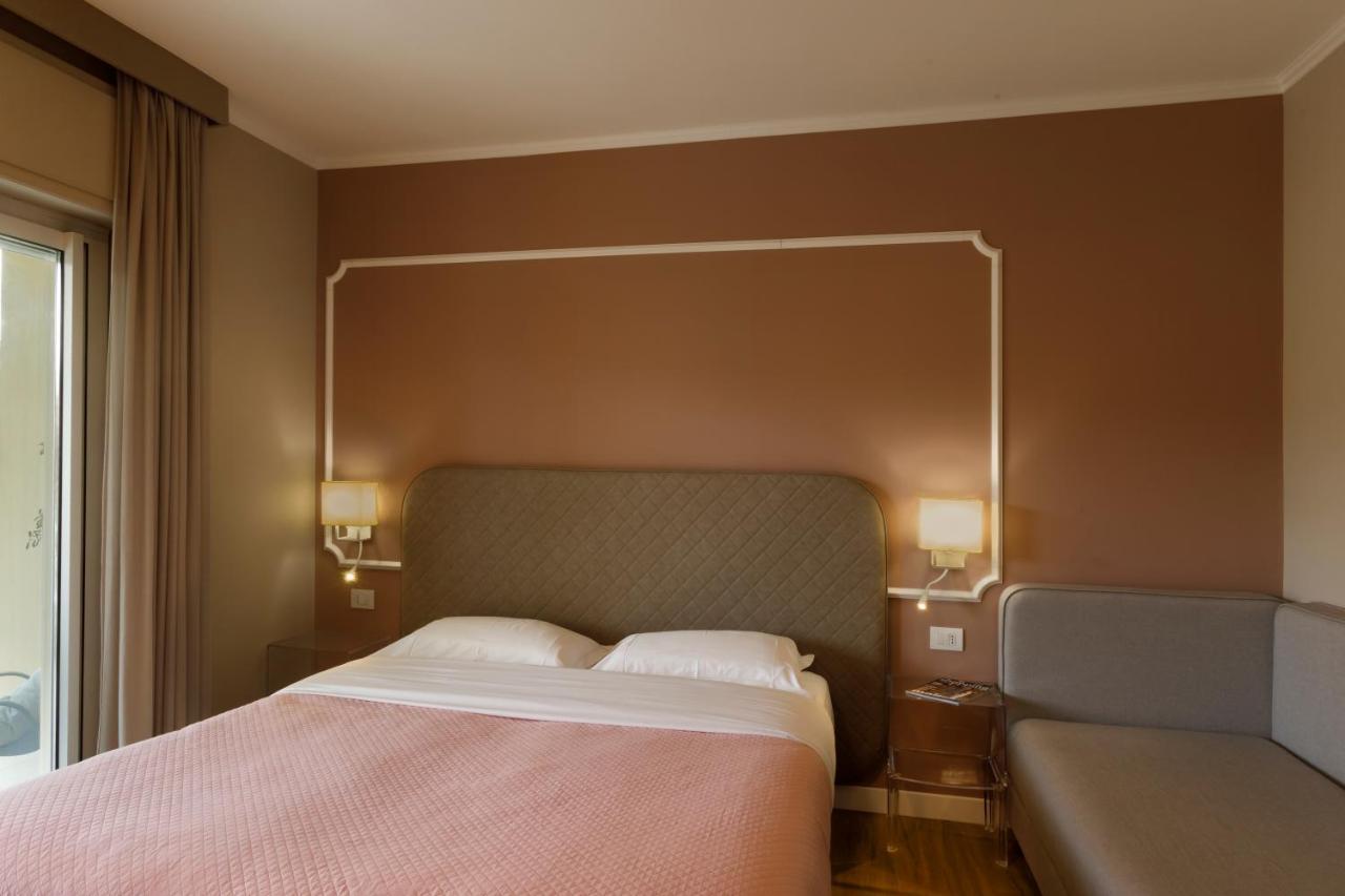 Mercury Rooms Каляри Екстериор снимка